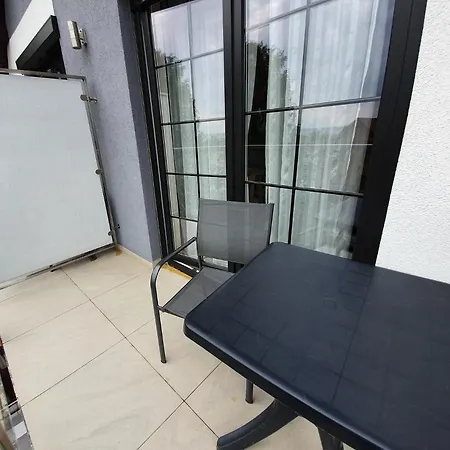 Paradise Homestay *