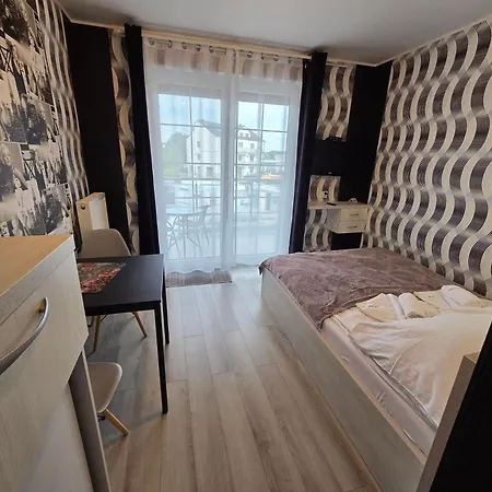 Paradise Проживание в семье