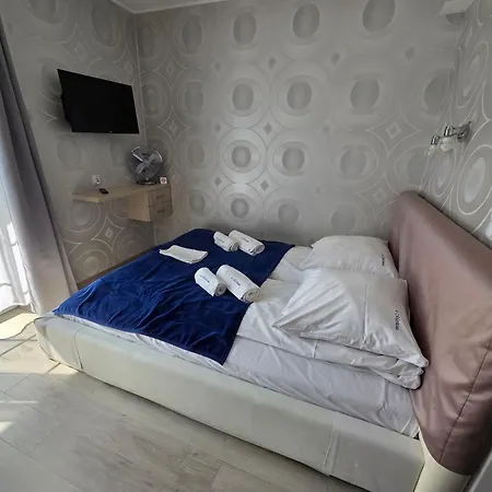 Paradise Ястарня