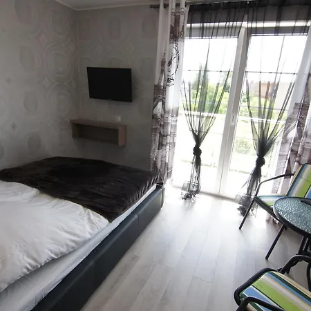 Homestay Paradise *